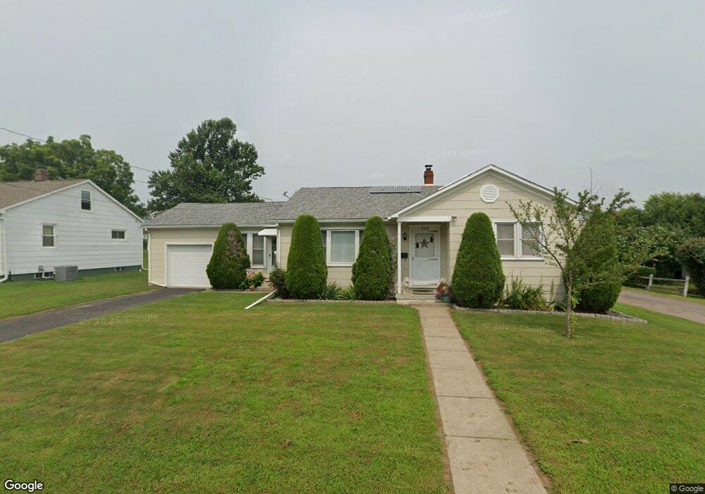 325 E 13th St, Berwick, PA 18603 - photo 1