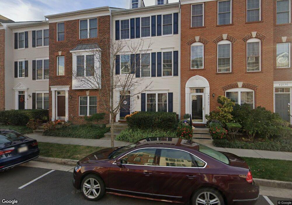 42795 Sykes Terrace, Chantilly, VA 20152 - photo 1