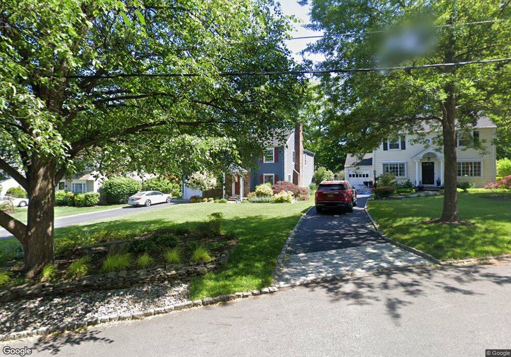 10 Lorraine Rd, Madison, NJ 07940 - photo 1