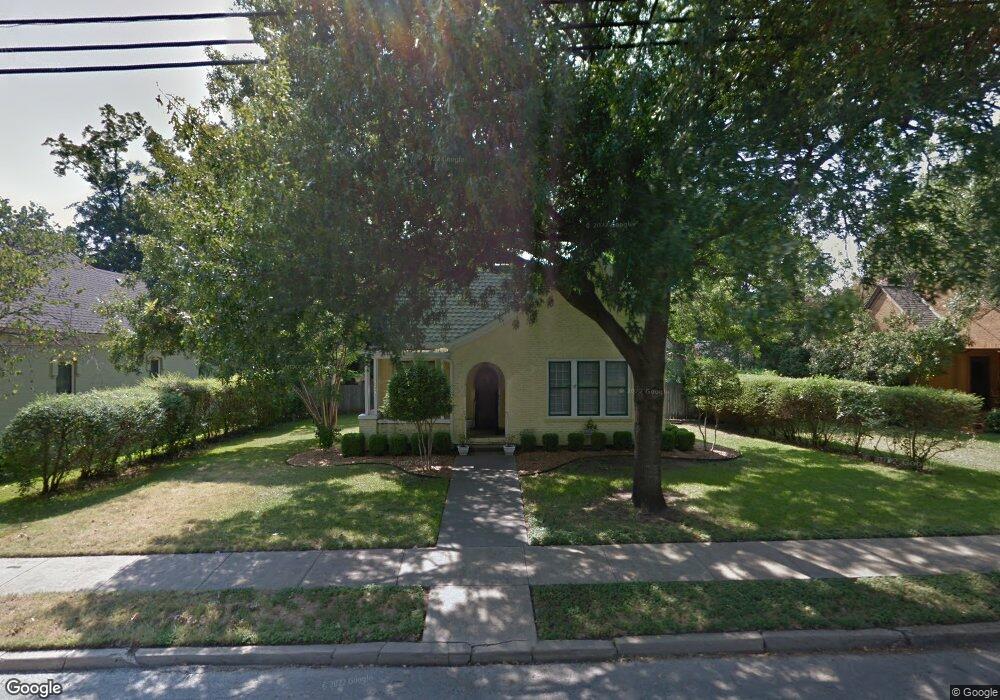 705 S Denton St, Gainesville, TX 76240 - photo 1