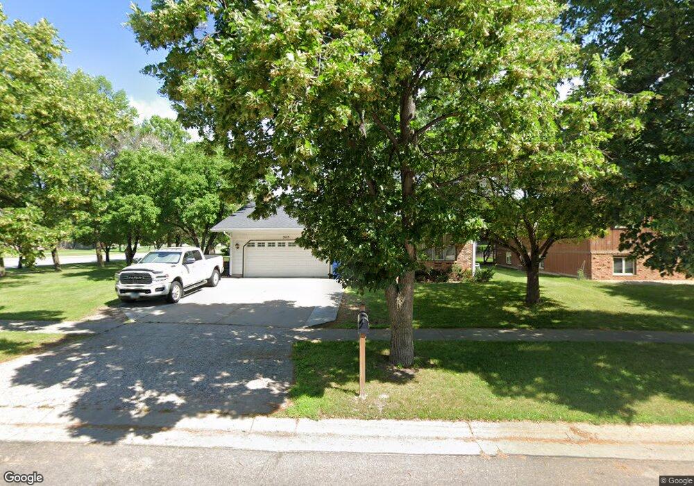 2413 S Flickertail Dr S unit S, Fargo, ND 58103 - photo 1