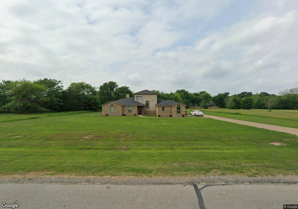 320 Clubhouse Dr, Corsicana, TX 75109 - photo 1