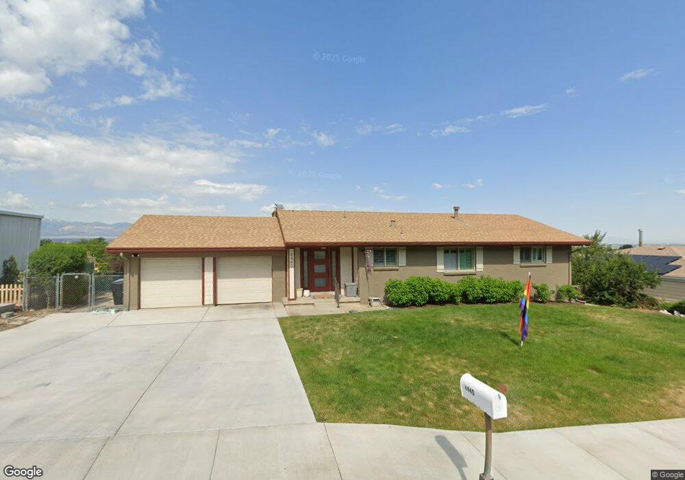 8440 Mesa Dr, Sandy, UT 84093 - photo 1