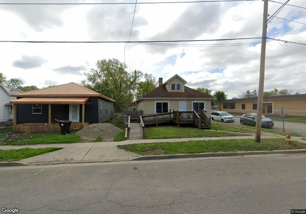 308 N Sherman St, Lincoln, IL 62656 - photo 1