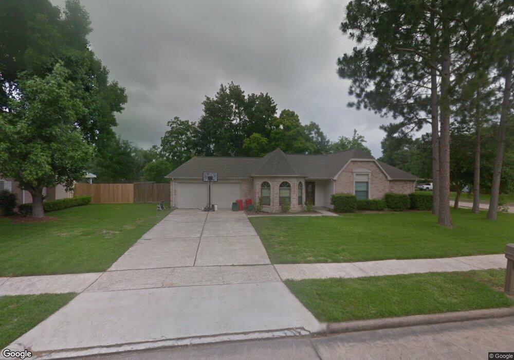 907 Essex Dr, Friendswood, TX 77546 - photo 1