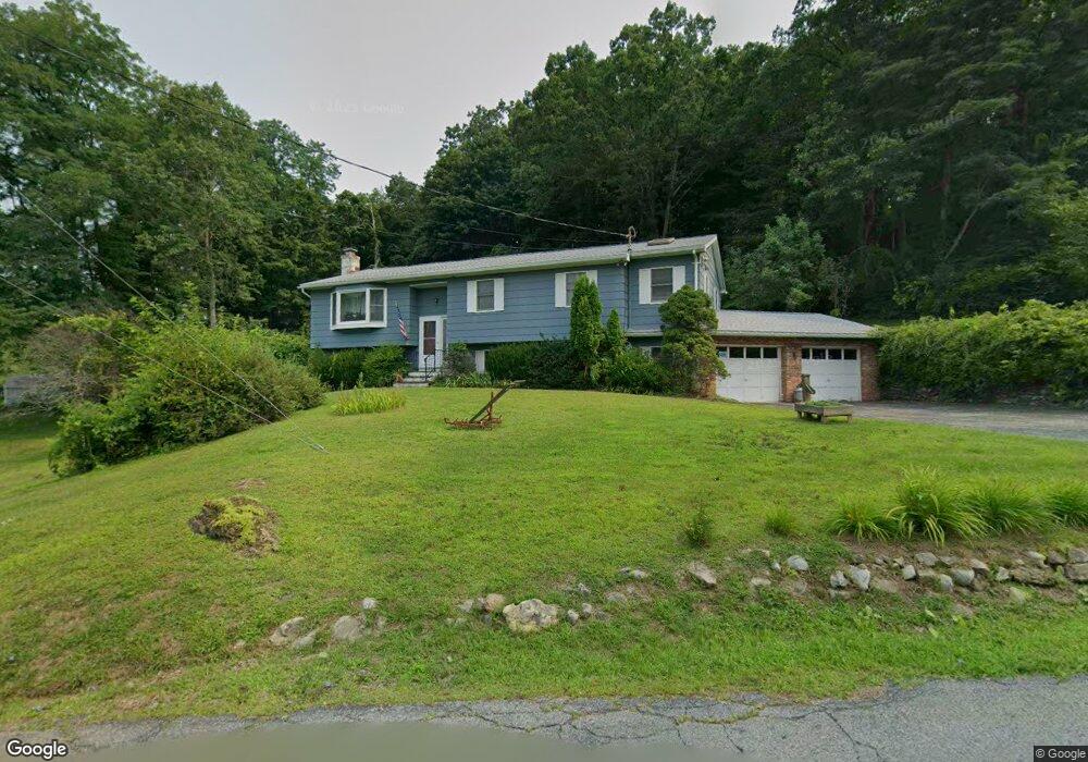 10 W Wind Rd, Pawling, NY 12564 - photo 1