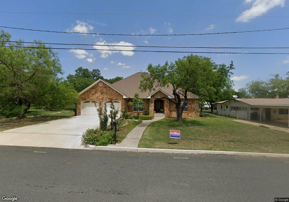 104 E Windcrest St unit 5, Fredericksburg, TX 78624 - photo 1