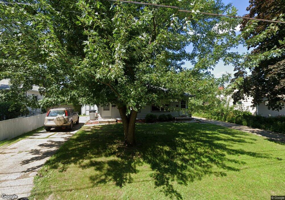 3902 38th St, Des Moines, IA 50310 - photo 1