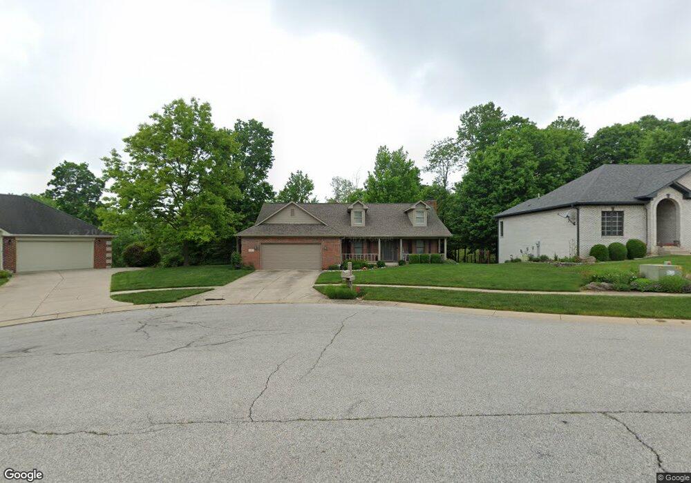 934 Valburn Ct, Beech Grove, IN 46107 - photo 1