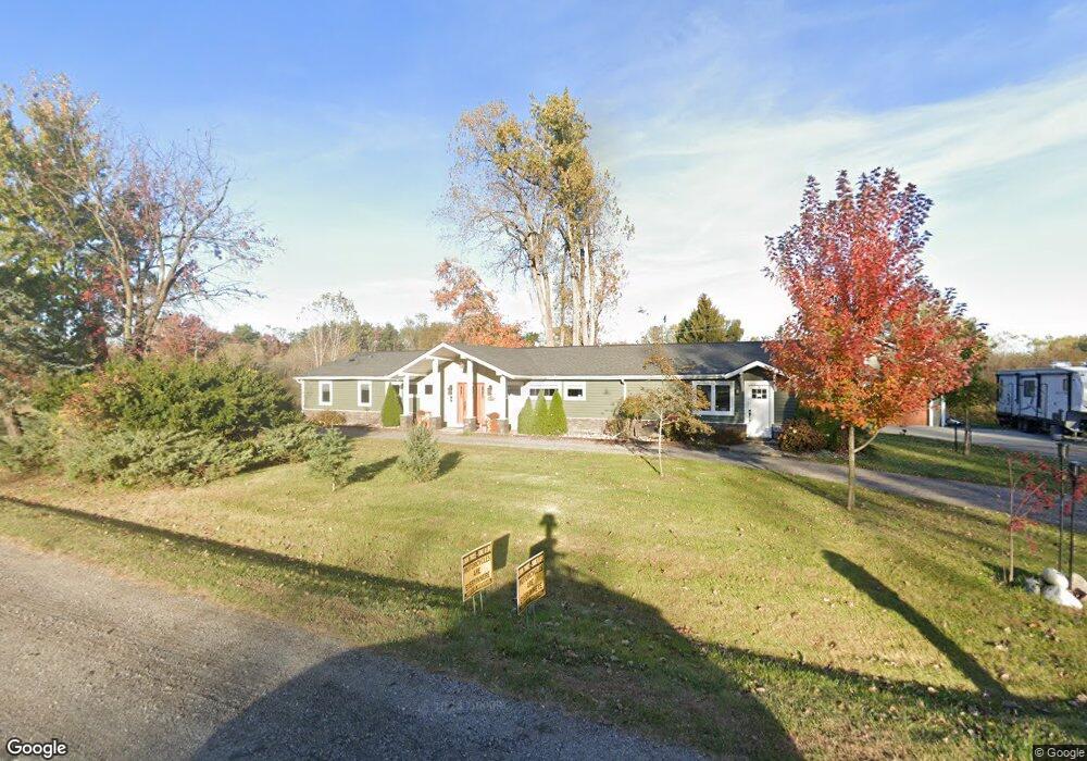 857 S Hospital Rd, Waterford, MI 48327 - photo 1