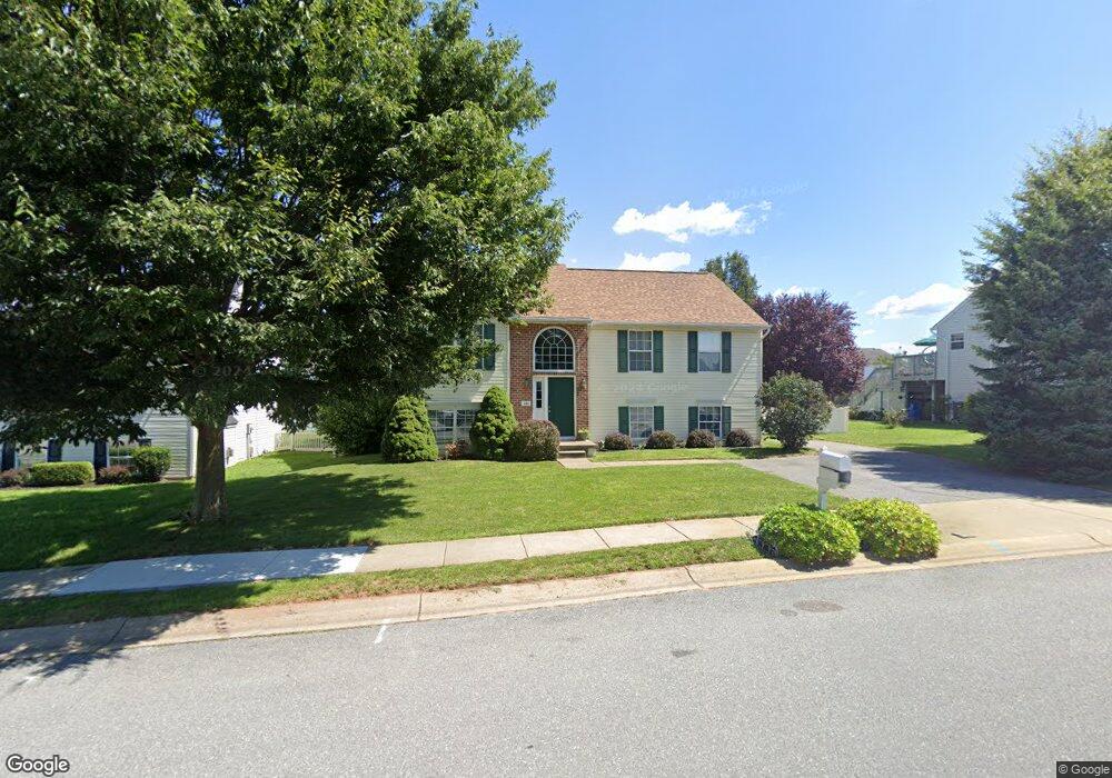 534 Kenan St, Taneytown, MD 21787 - photo 1