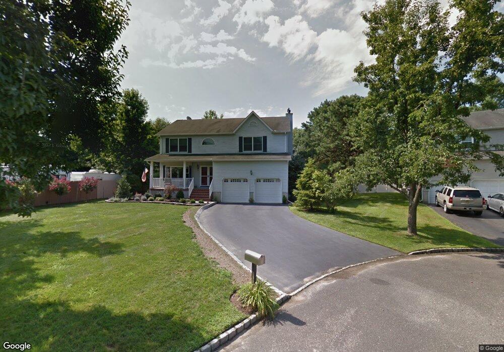 10 Yale Ct, Tinton Falls, NJ 07724 - photo 1