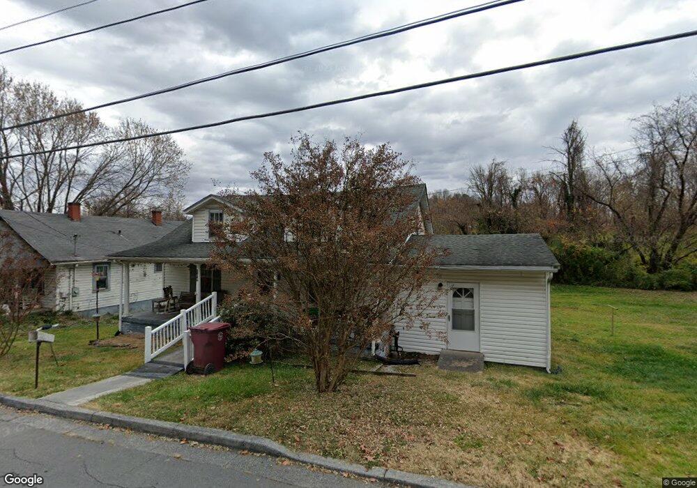 709 E Maple St, Johnson City, TN 37601 - photo 1