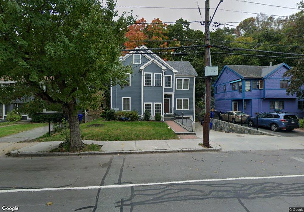 133 Chestnut St unit 2, Brookline, MA 02445 - photo 1