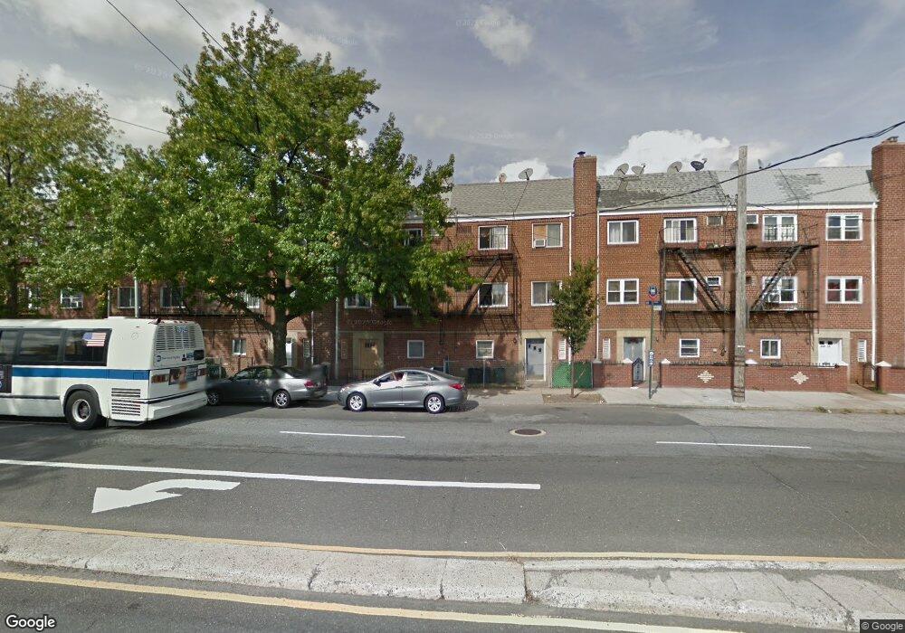 22409 Braddock Ave, Queens Village, NY 11428 - photo 1