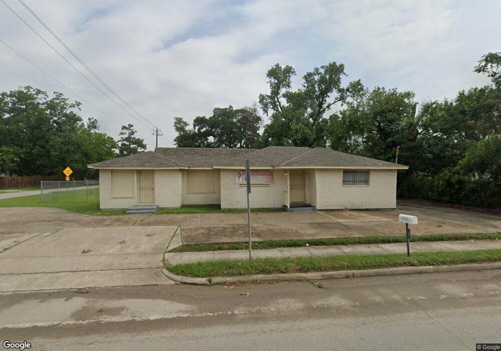 7503 Ley Rd, Houston, TX 77028 - photo 1