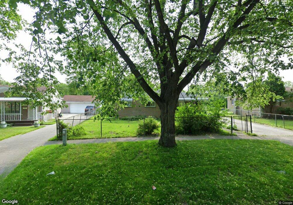 6806 Cranwood Dr, Flint, MI 48505 - photo 1