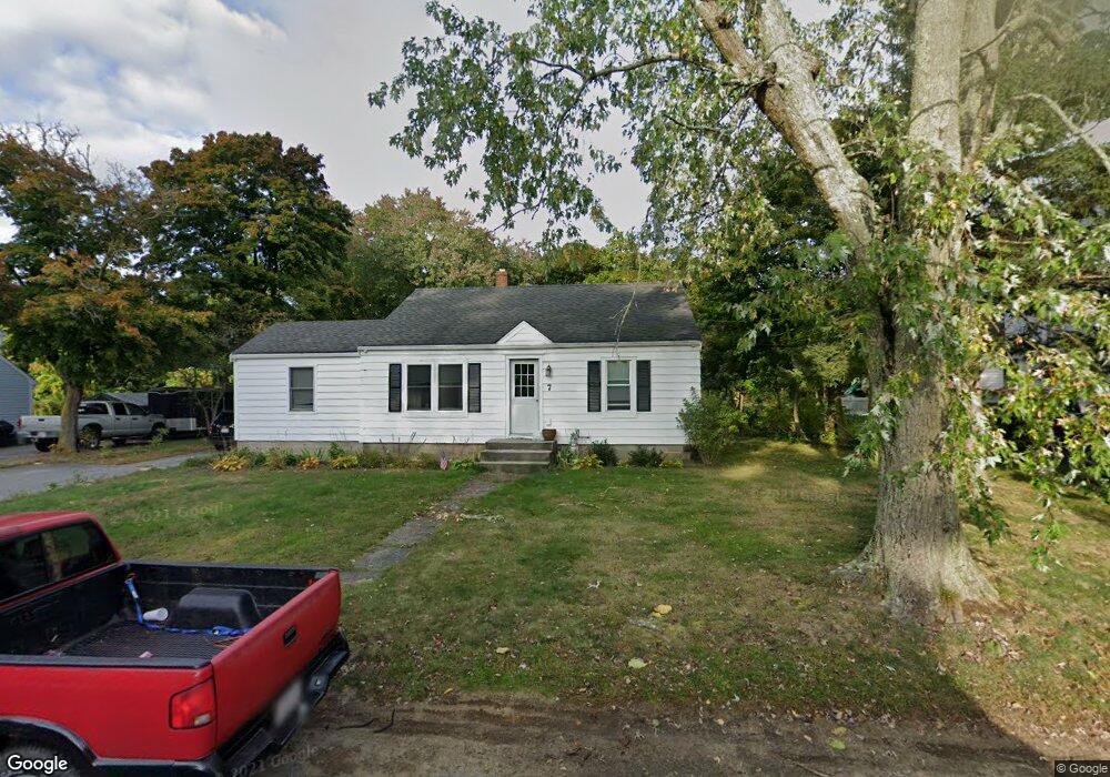 7 Pilgrim St, Kingston, MA 02364 - photo 1