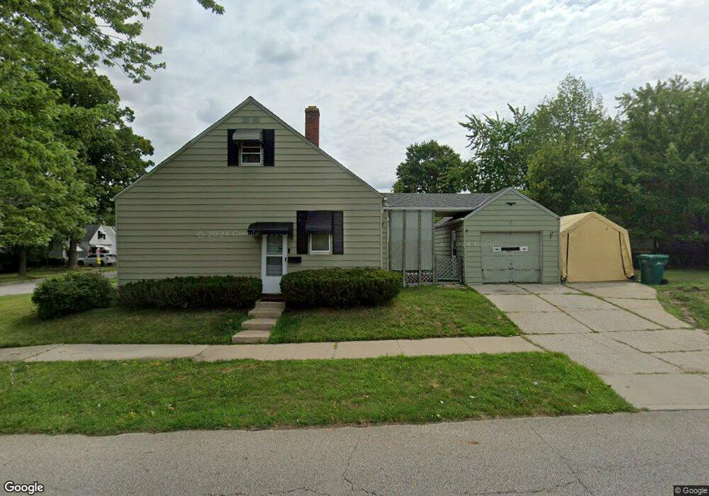 17200 Mapleboro Ave, Maple Heights, OH 44137 - photo 1