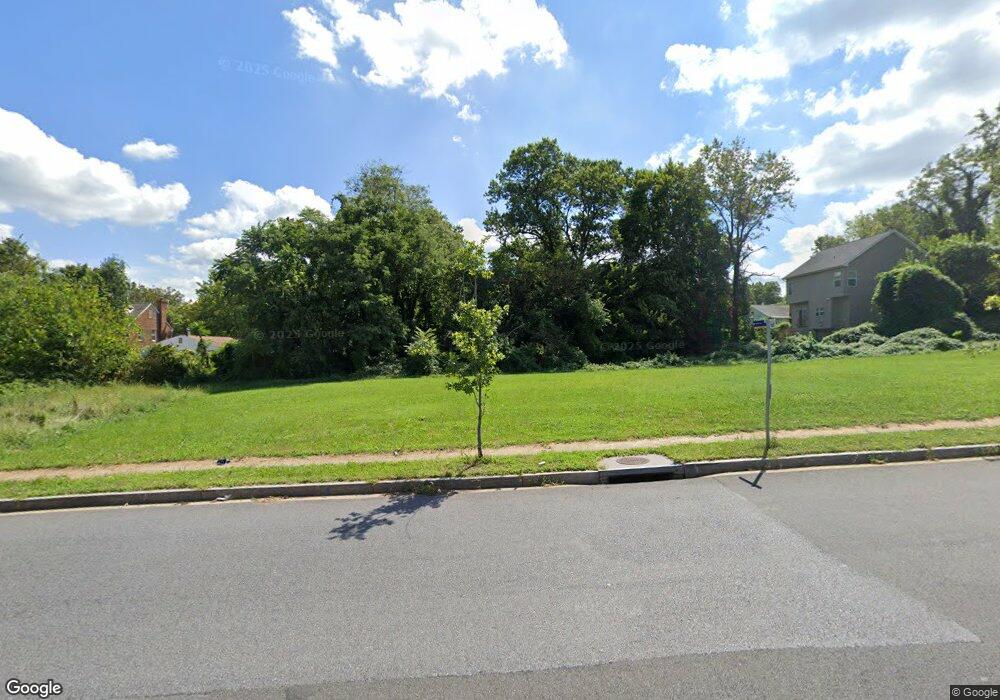 5717 Southern Ave, Capitol Heights, MD 20743 - photo 1