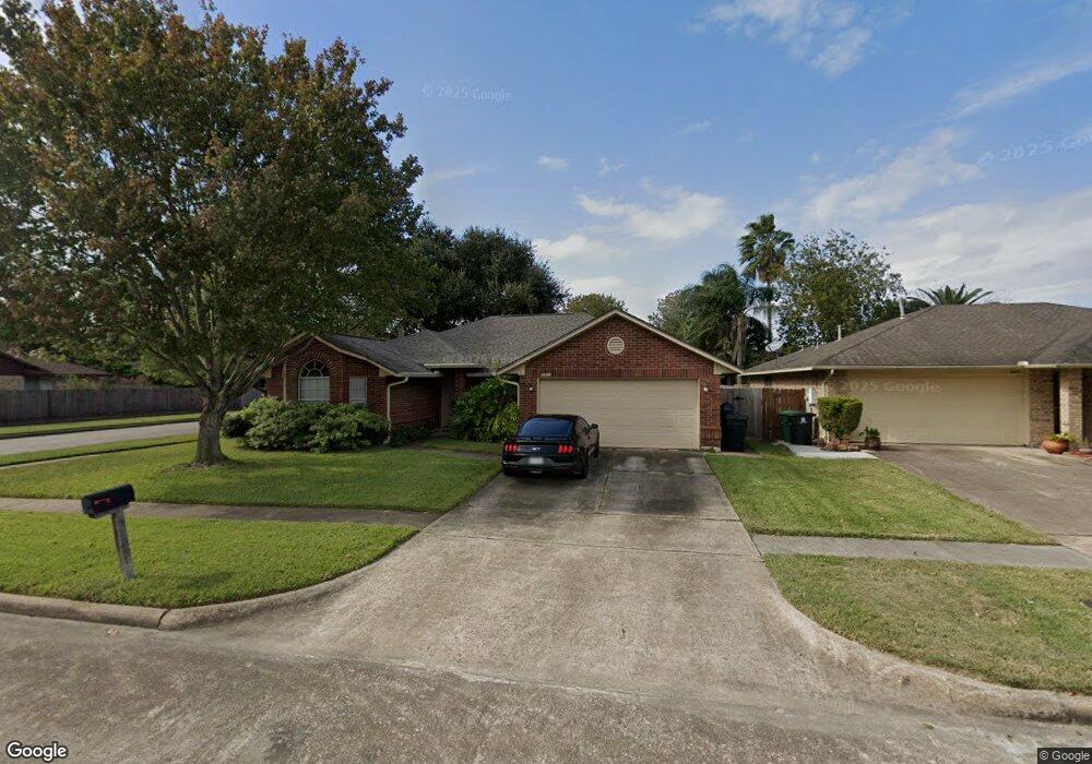 9459 Carmalee St, Houston, TX 77075 - photo 1
