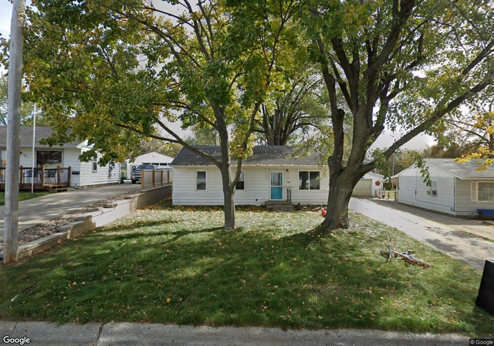 306 E 26th St S, Newton, IA 50208 - photo 1