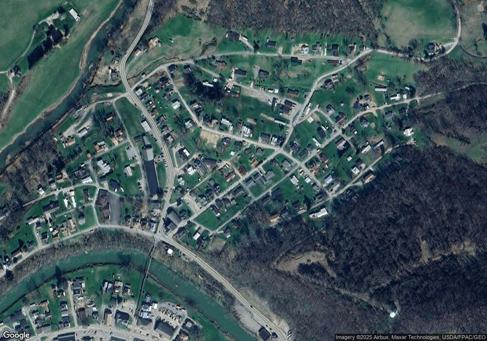 201 Wabash Ave, West Union, WV 26456 - photo 1