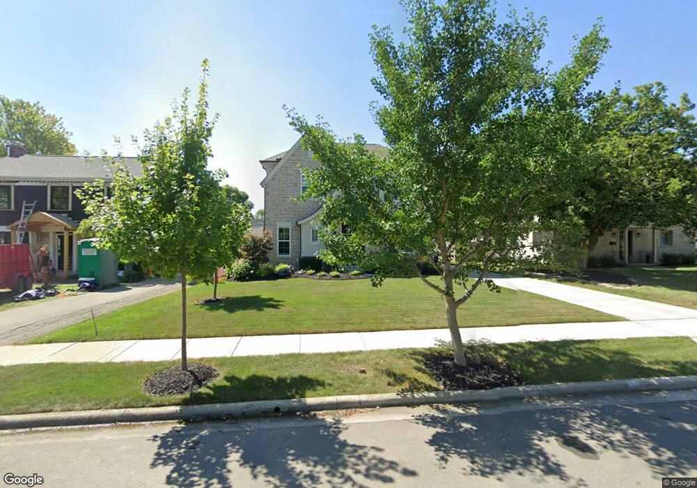 1553 Grenoble Rd, Columbus, OH 43221 - photo 1