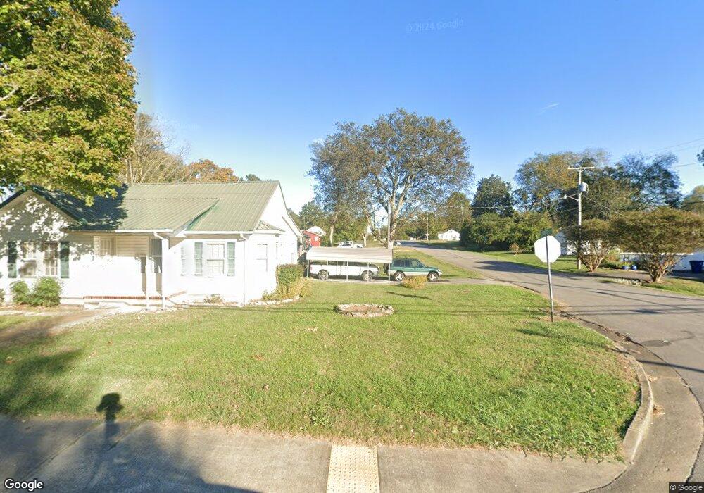 1407 S Cannon Blvd, Shelbyville, TN 37160 - photo 1