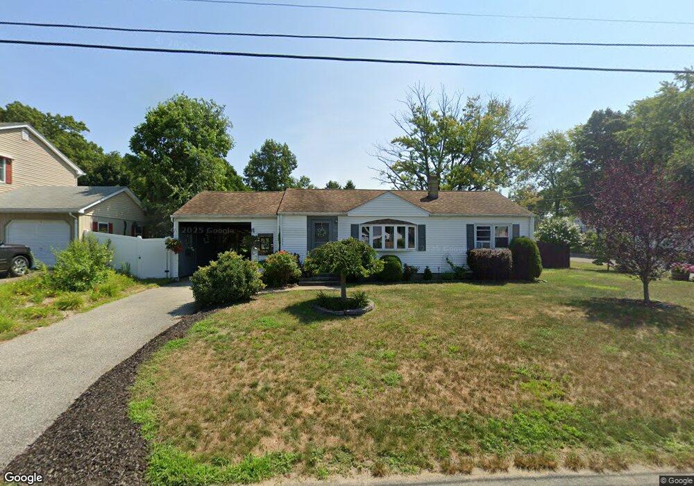 69 Westport Dr, Chicopee, MA 01020 - photo 1