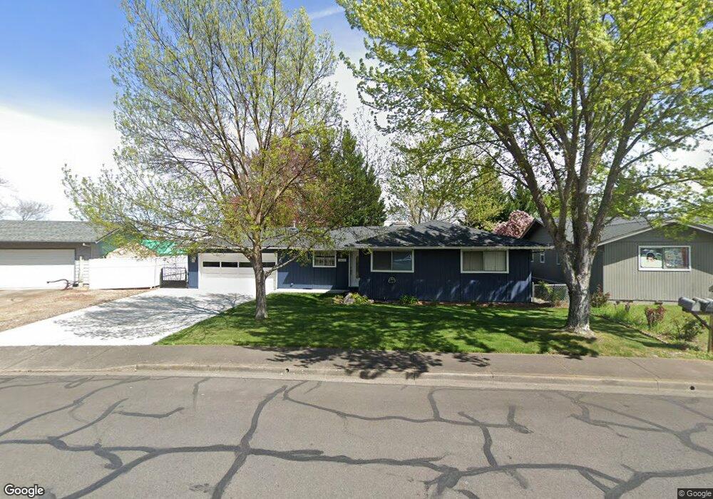 5010 Rock Way, Central Point, OR 97502 - photo 1