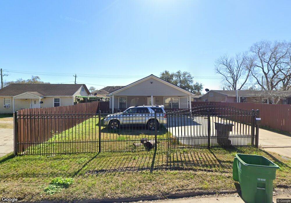 7674 Greenstone St, Houston, TX 77087 - photo 1