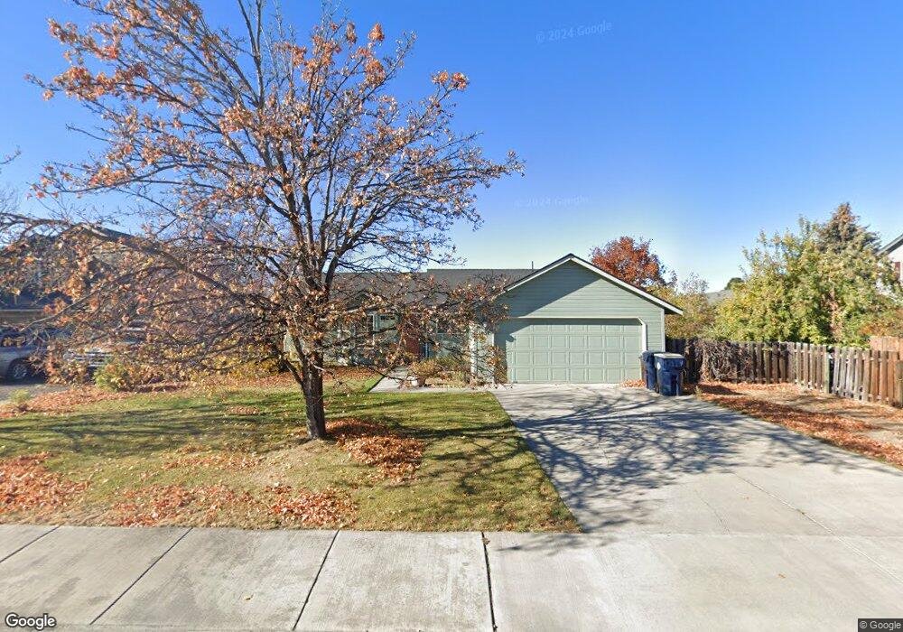 1931 SW 28th Ct, Redmond, OR 97756 - photo 1