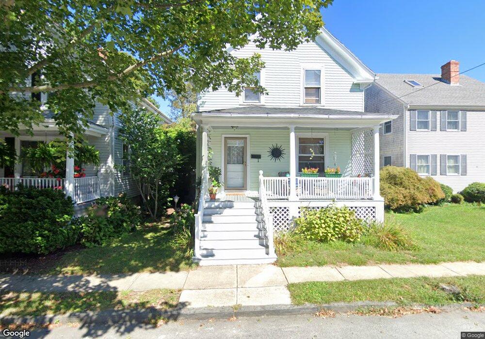 13 Peckham Ave, Newport, RI 02840 - photo 1