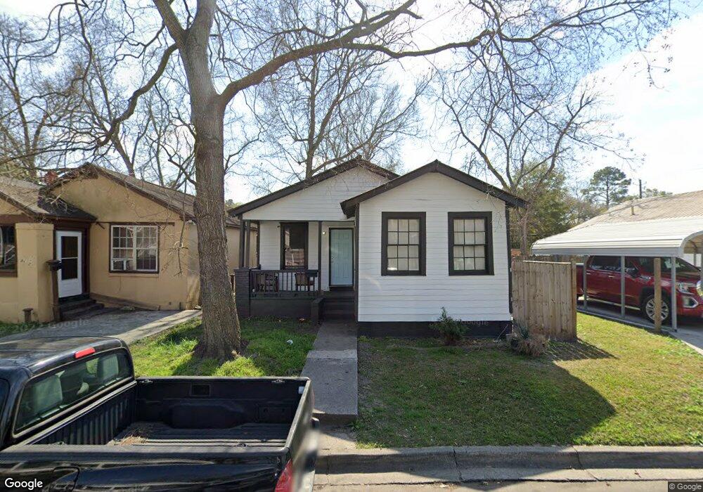 823 W 44th St, Savannah, GA 31405 - photo 1