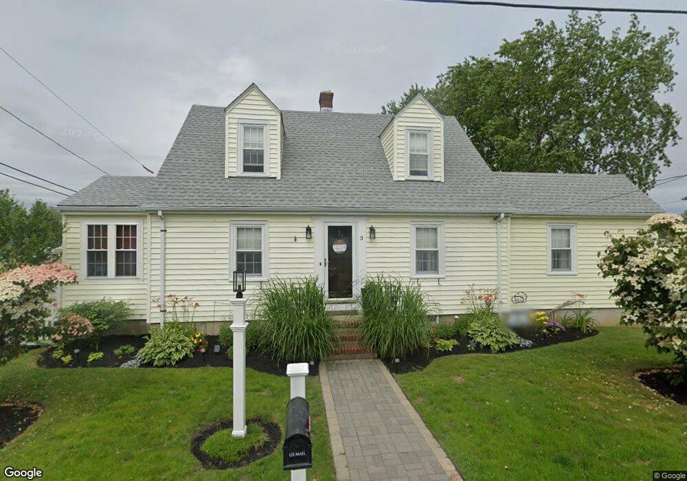 3 Lyric Ave, North Dartmouth, MA 02747 - photo 1