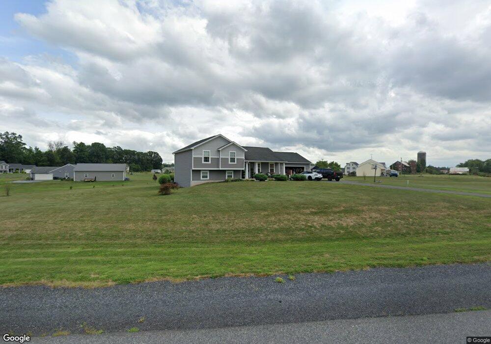 110 Home Run Cir unit 33, Gettysburg, PA 17325 - photo 1