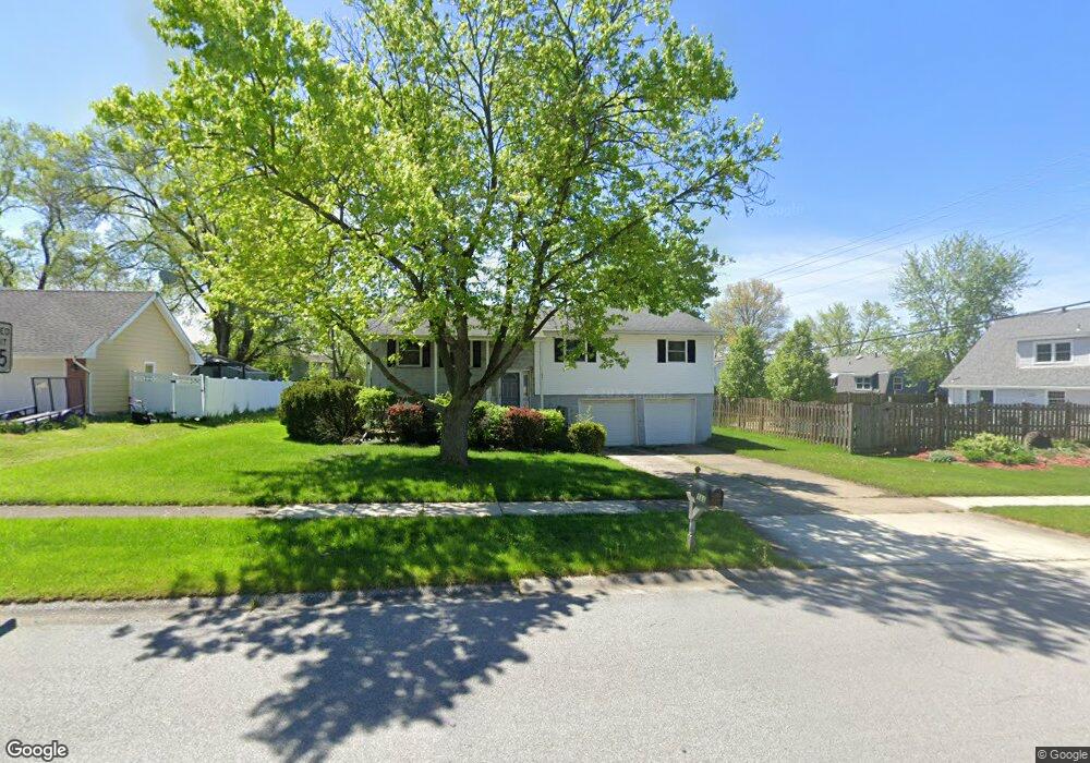 111 Magnolia Dr, Crown Point, IN 46307 - photo 1