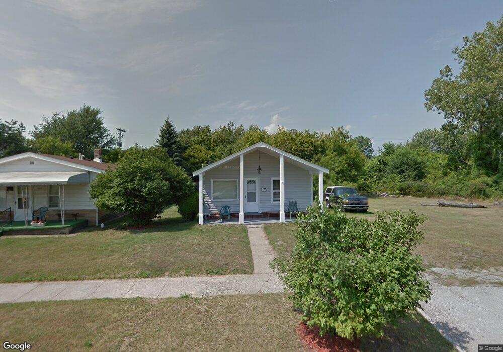 2937 27th St, Port Huron, MI 48060 - photo 1