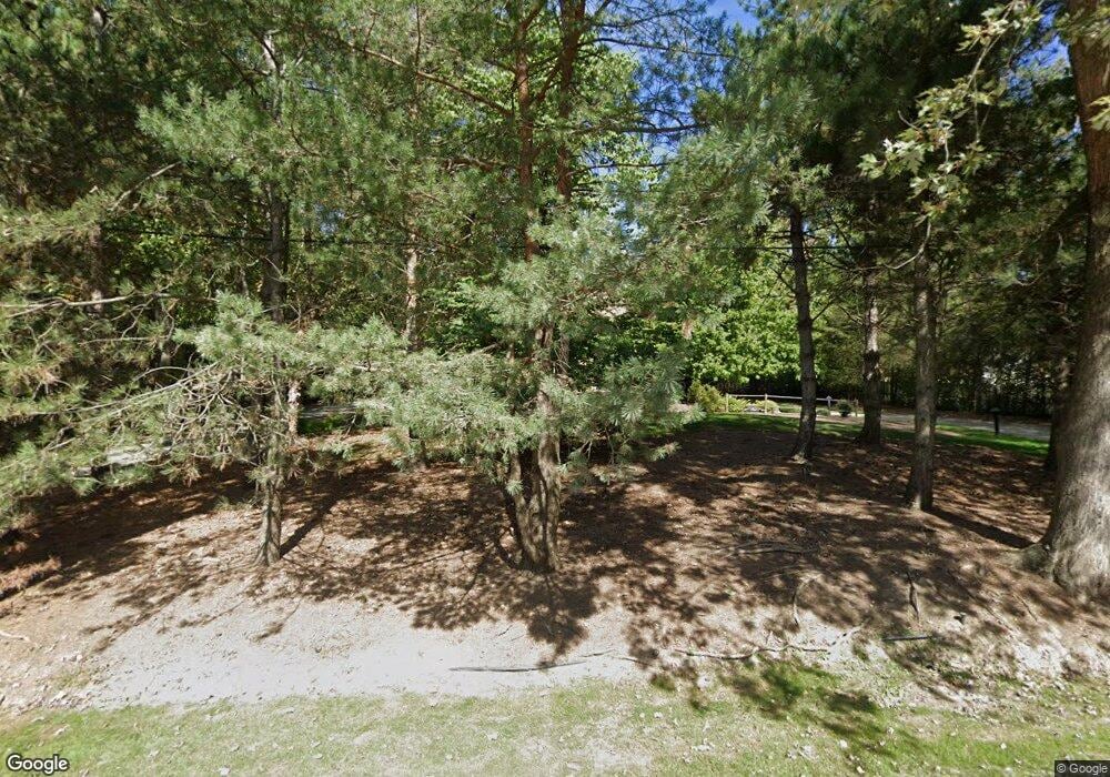 1400 Forest Ln, Bloomfield Hills, MI 48301 - photo 1