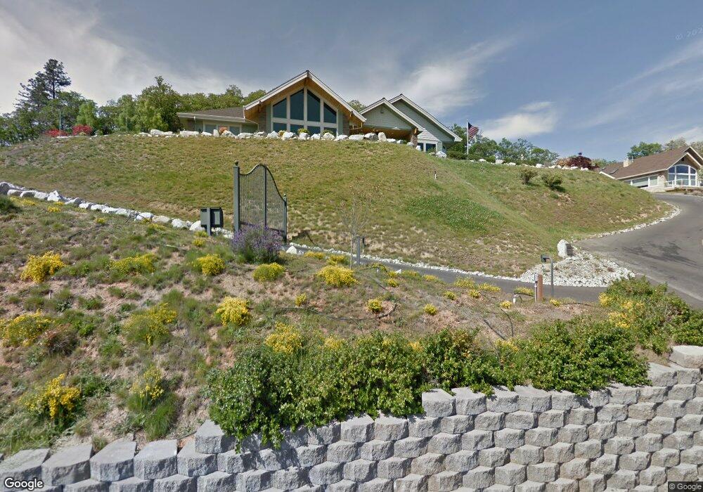 1882 NW Sunview Place, Grants Pass, OR 97526 - photo 1