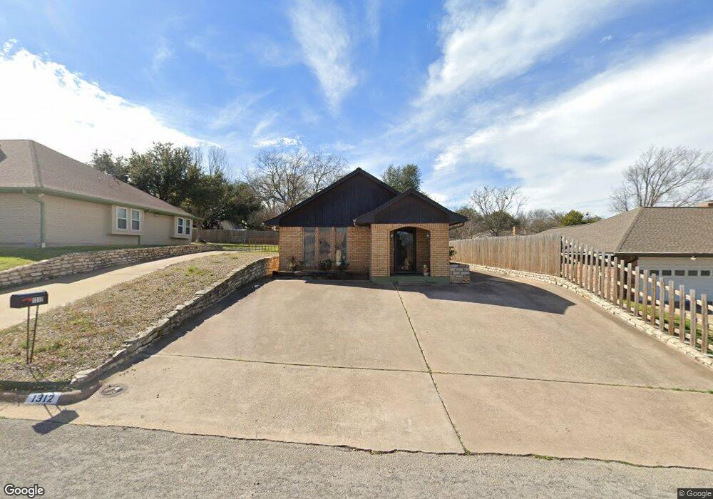 1312 Ann St, Weatherford, TX 76086 - photo 1