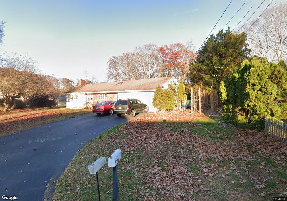 21 Laurel Hill Dr, Niantic, CT 06357 - photo 1