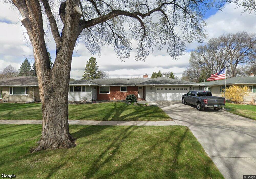 1713 8th St S, Fargo, ND 58103 - photo 1