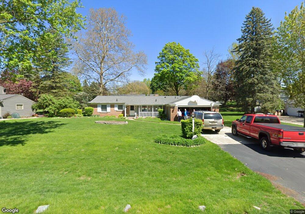 2685 Alveston Dr, Bloomfield Hills, MI 48304 - photo 1