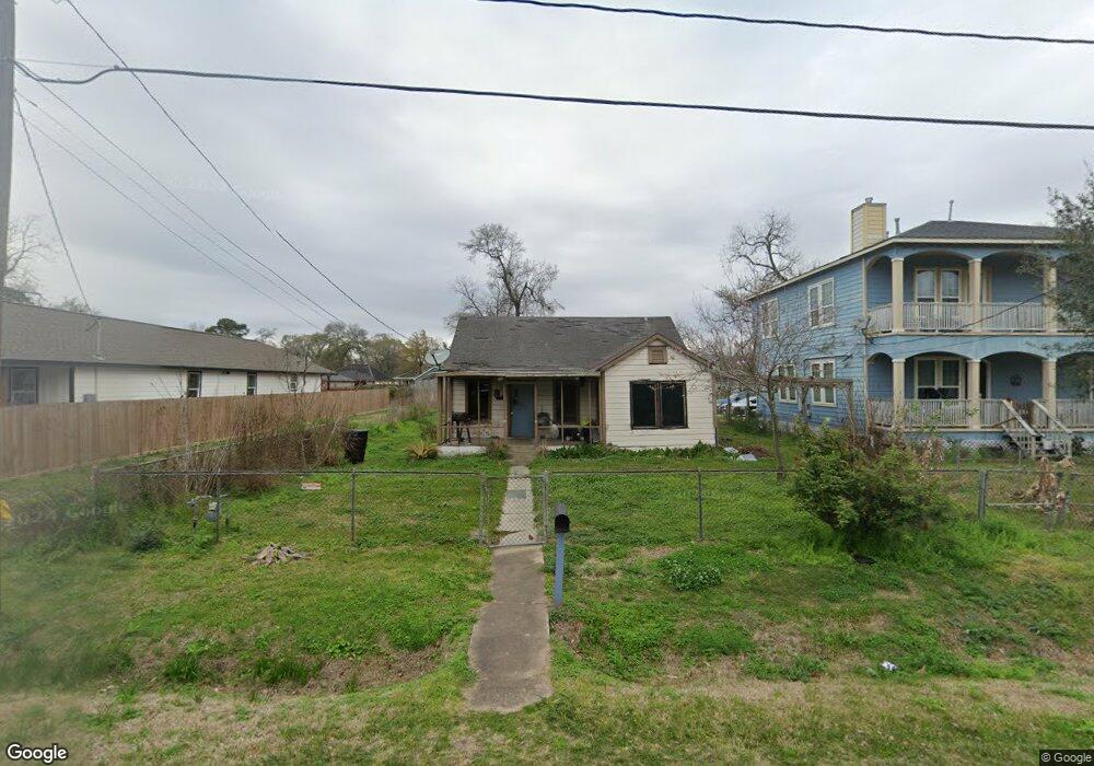 917 Mcdaniel St, Houston, TX 77022 - photo 1
