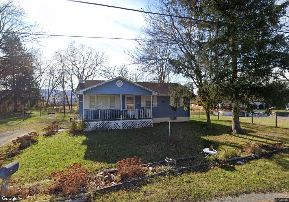 110 Allegheny St, Moorefield, WV 26836 - photo 1