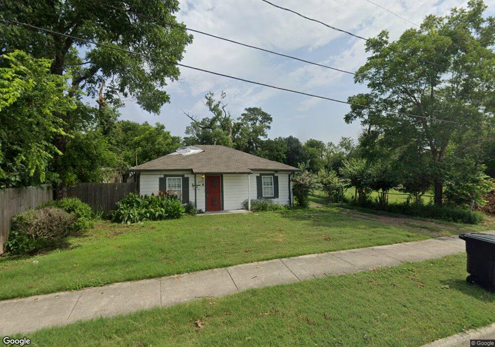 4909 North Loop E, Houston, TX 77026 - photo 1