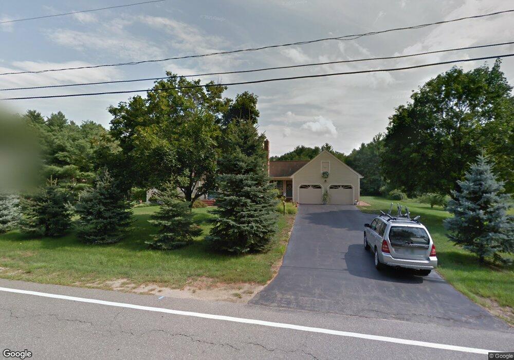 117 Pinecrest Rd, Litchfield, NH 03052 - photo 1