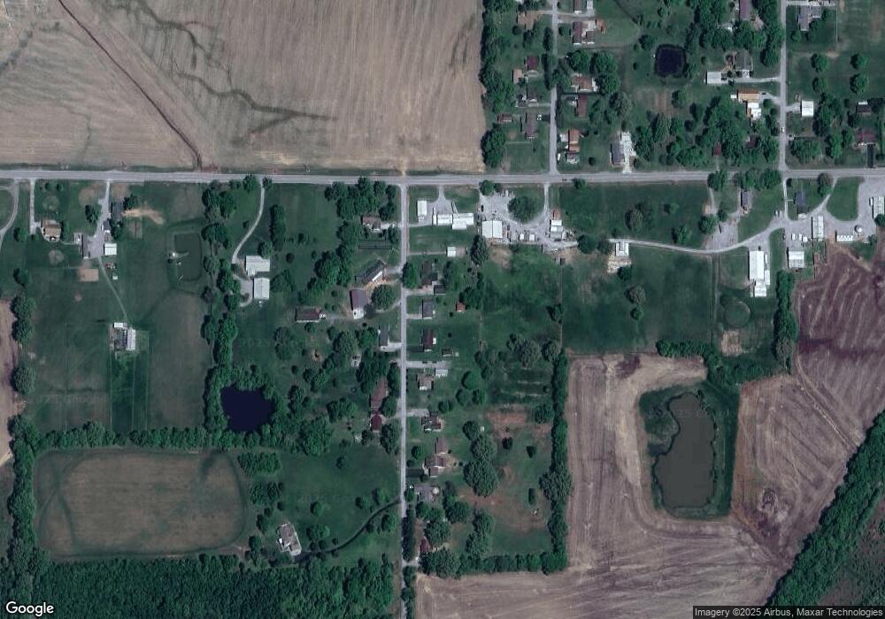 85 Barrett Ln, Harrisburg, IL 62946 - photo 1